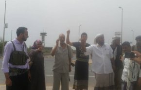 بازدید فعال زن یمنی از الحدیده 