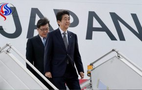 لأول مرة منذ 40 عاما... رئيس وزراء اليابان يزور ايران