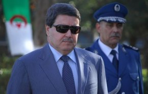 الرئيس الجزائري يقيل المدير العام للامن الوطني 