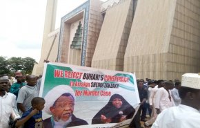 تظاهرات گسترده مردم نیجریه در محکومیت ادامه بازداشت غیرقانونی شیخ زکزاکی + تصاویر