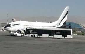 ما هي حقيقة هبوط طائرة إمريكية بمطار طهران؟