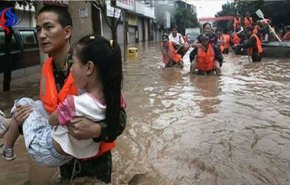 فيضانات الصين.. دمار واسع وإغلاق طرق وإجلاء الآلاف