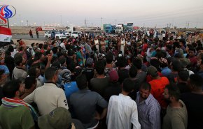 پایبندی معترضان عراقی به برگزاری تظاهرات مسالمت آمیز/ اغاز فعالیت دوباره فرودگاه نجف