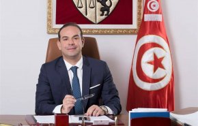 وزير تونسي يستقيل منددا بالدعوات لاستقالة الحكومة