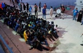 قوات البحرية الموريتانية توقف 125 مهاجرًا غير شرعي