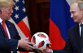 شاهد.. بوتين يعطي ترامب الكرة السورية لتكون في الملعب الامريكي