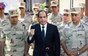 البرلمان المصري يقر قانونا يحمي قادة الجيش من الملاحقة القضائية