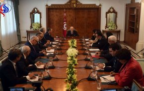 اجتماع في قصر قرطاج لبحث الأزمة السياسية في تونس