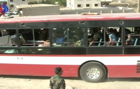 اتوبوس های مردم فوعه و کفریا به گذرگاه العیس وارد شدند + فیلم