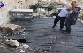 بالفيديو: سقوط حجر من حائط البراق في الأقصى