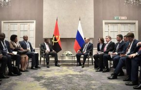 بوتين يلتقي رؤساء دول عدة على هامش قمة 
