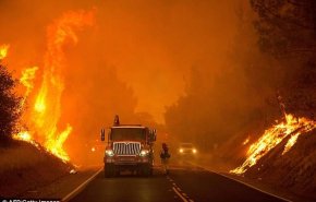 آتش‌سوزی در کالیفرنیا همچنان قربانی می‌گیرد