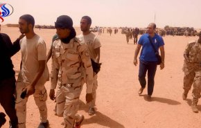السودان يعلن تحرير عسكريين مصريين اختطفوا جنوب ليبيا + صور
