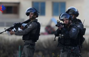 بازداشت 20 فلسطینی از سوی نظامیان صهیونیست در کرانه باختری