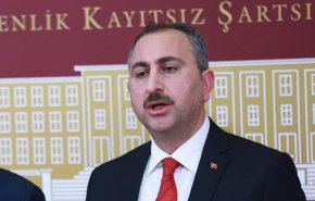 وزير العدل التركي: لا أملك قرشا واحدا في الولايات المتحدة!
