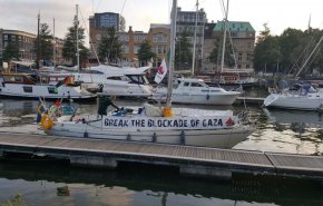 الاحتلال يعترض سفينة ثانية لناشطين ضد حصار غزة