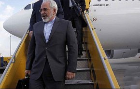 پایان سفر ظریف به سریلانکا و سنگاپور/وزیر خارجه به تهران بازگشت