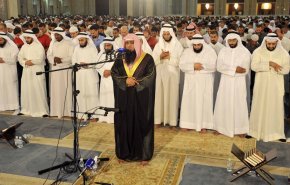عربستان ائمه جماعات و خطبای مساجد را کنترل می کند