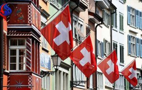 سويسرا تحث شركاتها على مواصلة اعمالها مع إيران

