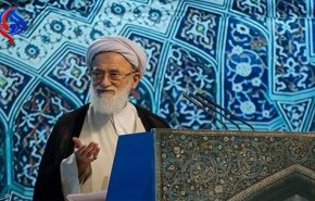 خطيب جمعة طهران: لا تفاوض مع اميركا 