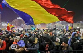 440 مصابا في احتجاجات واسعة النطاق في بوخارست