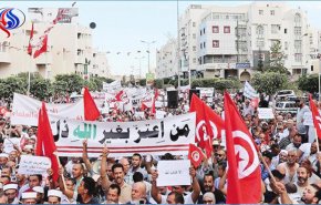 تقرير لجنة الحريات الفردية يثير جدلاً واسعاً في الشارع التونسي
