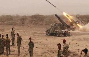 حملات موشکی و توپخانه ای یمنی ها به مواضع سعودی ها/ هلاکت شماری از مزدوران به دست تک تیراندازان یمنی