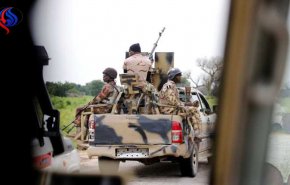 مقتل 19 على الأقل في هجوم شنه متشددون على قرية بشمال شرق نيجيريا