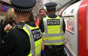 بالصور.. إصابات باطلاق نار في محطة للمترو في لندن