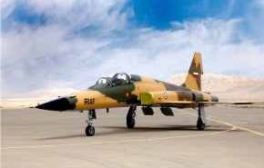 نخستین هواپیمای جنگنده ایرانی با نام «کوثر» رونمایی شد + جزئیات