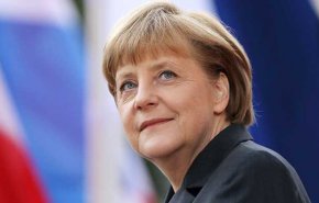 ميركل تريد رئيسا المانيا للمفوضية الأوروبية 