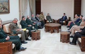 سوریا وإیران توقعان وثيقة للتعاون الدفاعي والتقني