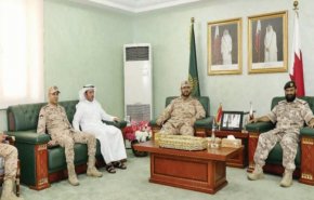 قطر والكويت تتجهان لمزيد من التعاون الدفاعي والعسكري