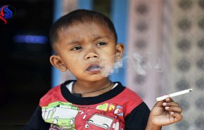 تدخل الحكومة لإقلاع الطفل الاندونيسي عن التدخين! (شاهد)