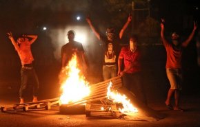6 نفر کشته در درگیری معترضان با پلیس در بصره