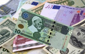 ليبيا تفرض رسوما على بيع العملات الأجنبية