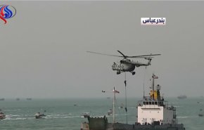 الاستعراض العسكري للبحرية الايرانية في الخليج الفارسي