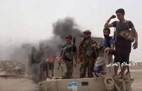 فيديو؛ مشاهد من اقتحام القوات اليمنية لمواقع المرتزقة في الجبلية بالساحل الغربي