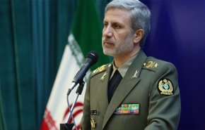  مجمعان كبيران دشنهما وزير الدفاع الايراني (شاهد بالفيديو)