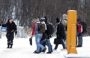 النرويج وروسيا توقعان على بروتوكول بشأن الحدود