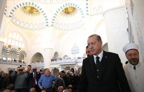 اردوغان يدشن أكبر مسجد في اوروبا.. ما قصة التجسس فيه؟