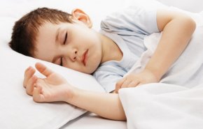 أفضل الطرق لمساعدة طفلك على النوم باكرا!