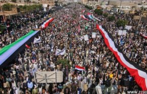 اليمنيون يتوعدون تحالف العدوان بالفشل والهزيمة في حروبها الاقتصادية