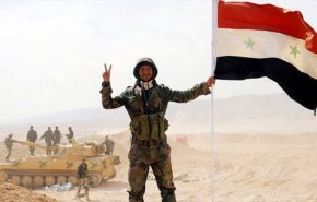 الجيش السوري يواصل ضرب إرهابيي “داعش” ببادية السويداء
