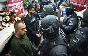 قوات الاحتلال تنفذ حملة تفتيش ضد اسرى معتقل نفحة