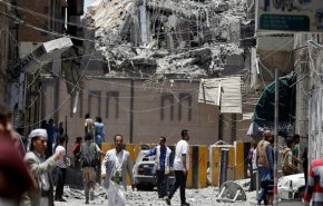 بیمارستان‌های یمنی آماج حملات جنگنده‌های سعودی/49 کشته و زخمی در حمله به اتوبوس آوارگان