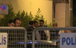 شرطة تركيا تغادر قنصلية السعودية باسطنبول بعد تفتيشها