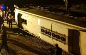 واژگونی اتوبوس مسافربری در سمنان/ 2 کشته و 40 مصدوم سرپایی