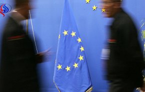 الاتحاد الأوروبي يعلق على قرار حظر توريد الأسلحة للرياض