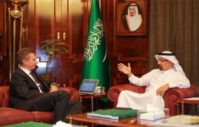 وزیر انرژی عربستان: تولید نفت را به میزان زیادی افزایش دادیم/ نمی توانیم خروج 3 میلیون بشکه از بازار را پوشش دهیم